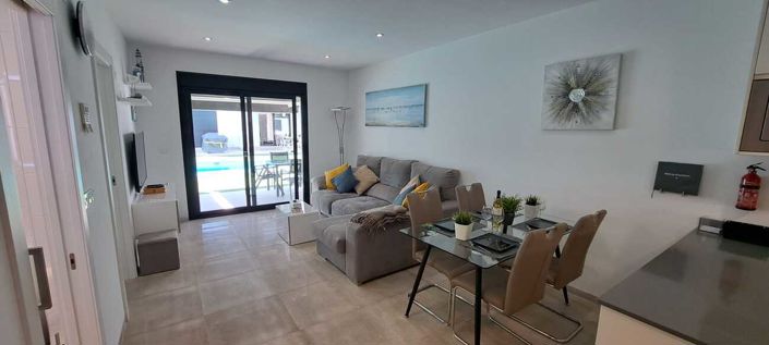 Image No.3-2 Bed Bungalow for sale