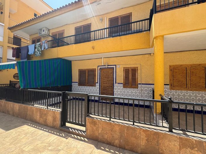 Image No.1-2 Bed Villa for sale