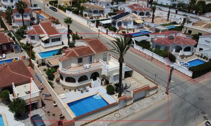Image No.1-3 Bed Villa for sale