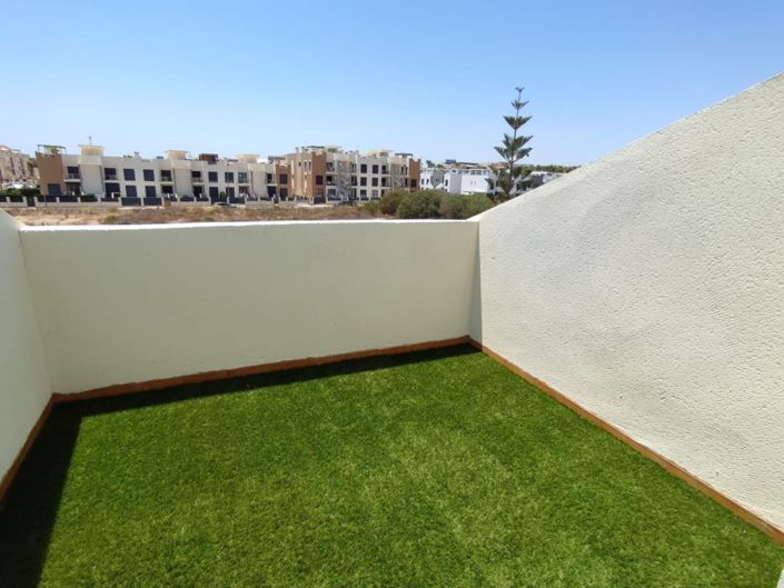 Image No.19-2 Bed Property for sale