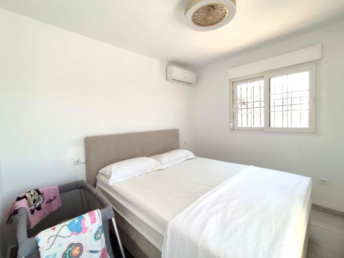 Image No.4-2 Bed Property for sale