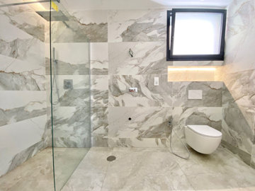 11-20939a0134ad724a8cb2a801094d15a4