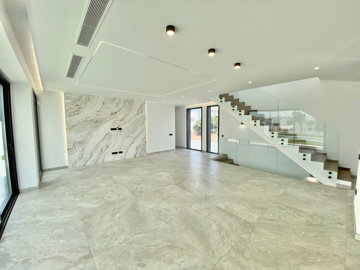 7-aa4cc561180b369757c0bb4af9886cd3