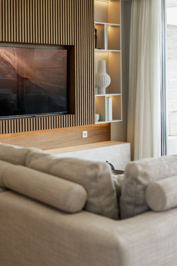 Image No.20-2 Bed Property for sale