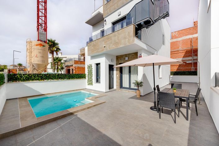 Image No.3-Villa de 3 chambres à vendre à Torrevieja