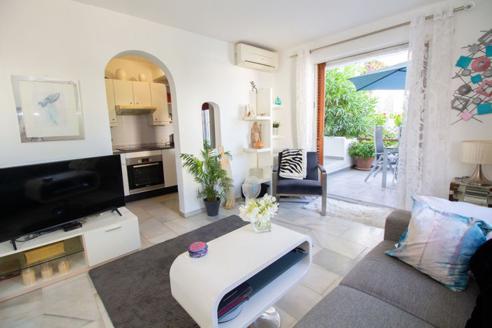 Image No.3-1 Bed Townhouse for sale