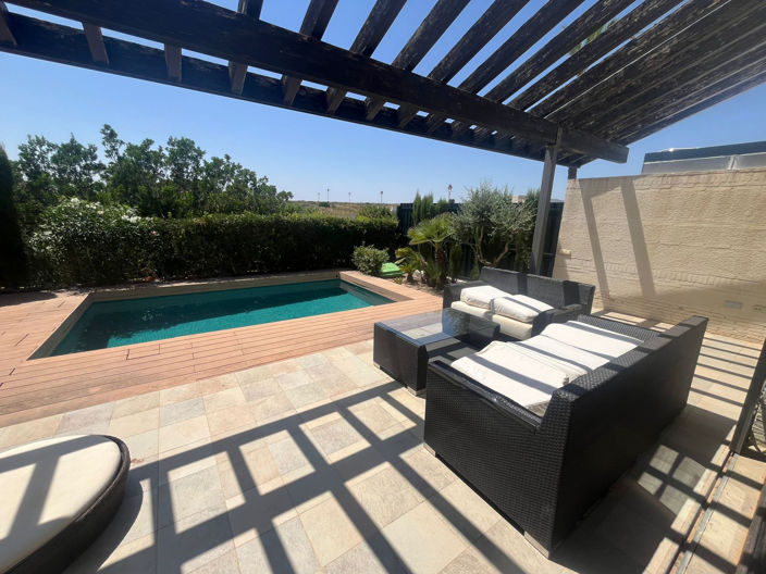 Image No.20-2 Bed Villa for sale