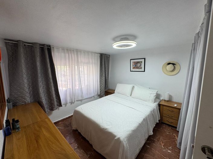 Image No.20-3 Bed Apartment for sale
