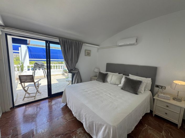 Image No.9-3 Bed House for sale
