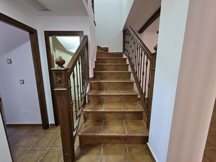 Image No.24-3 Bed Villa for sale