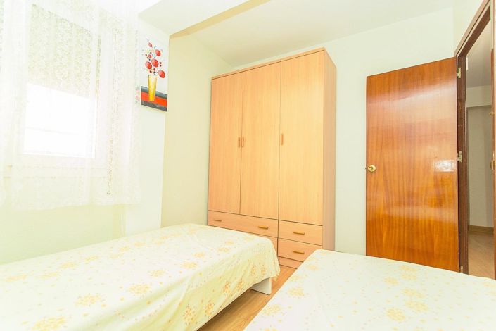 Image No.17-3 Bed Apartment for sale