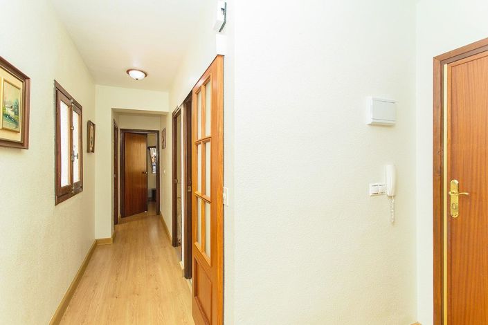 Image No.28-3 Bed Apartment for sale