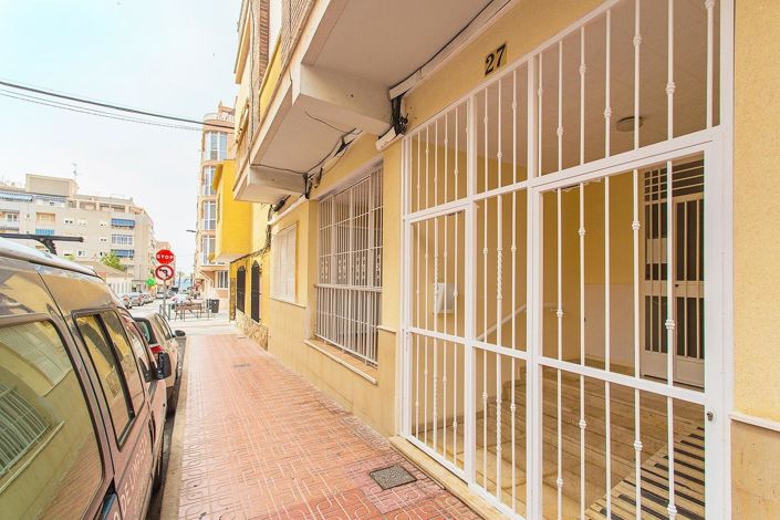 Image No.42-3 Bed Apartment for sale