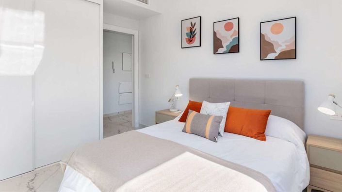 Image No.7-2 Bed Apartment for sale