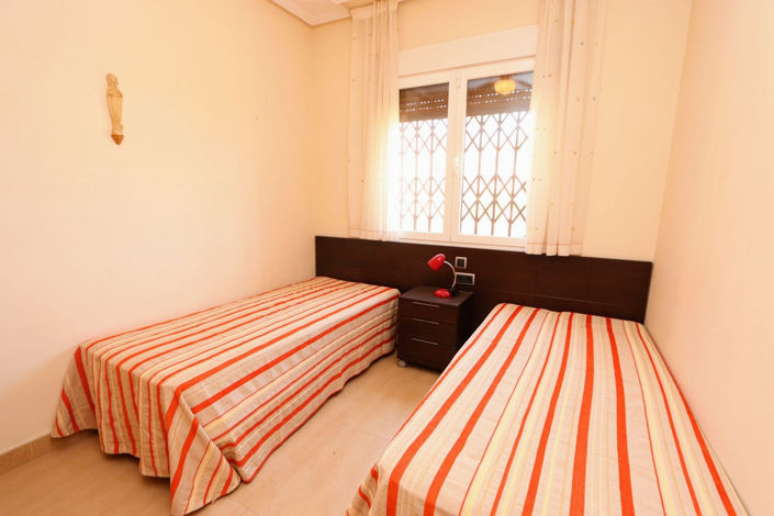 Image No.18-3 Bed Apartment for sale