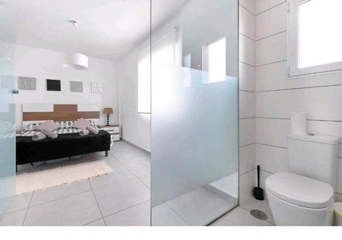 Image No.8-3 Bed Bungalow for sale