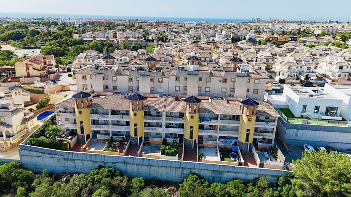 Image No.2-Appartement de 2 chambres à vendre à Cabo Roig