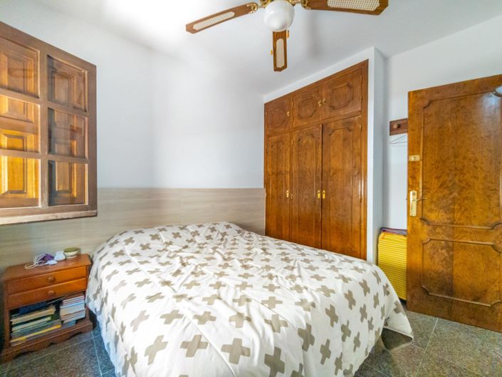 Image No.22-3 Bed Townhouse for sale