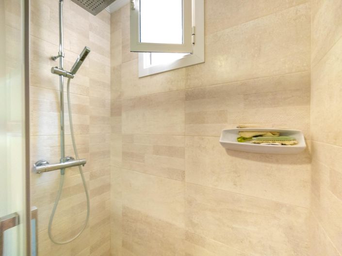 Image No.24-3 Bed Townhouse for sale