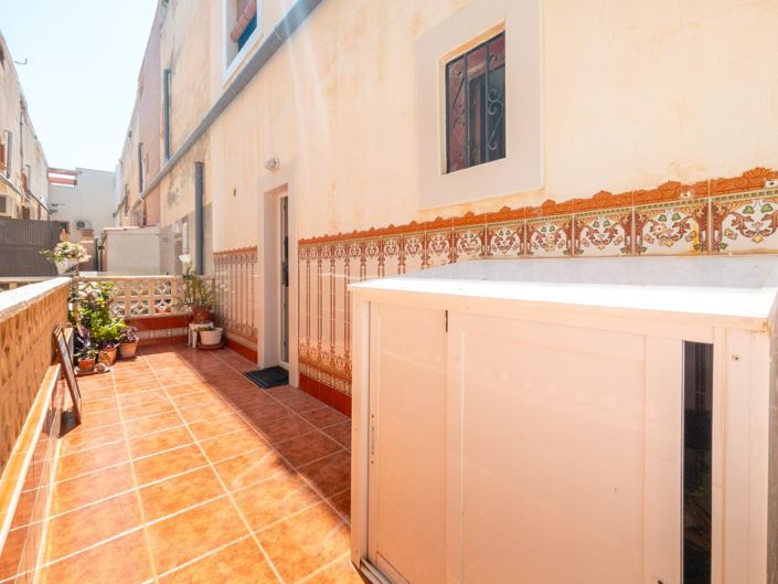 Image No.31-3 Bed Townhouse for sale