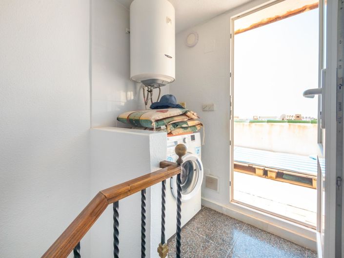 Image No.32-3 Bed Townhouse for sale