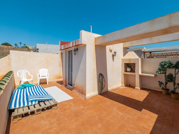 Image No.35-3 Bed Townhouse for sale