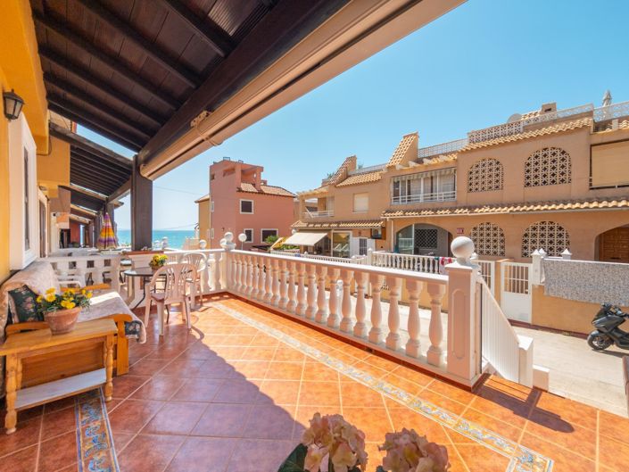 Image No.39-3 Bed Townhouse for sale