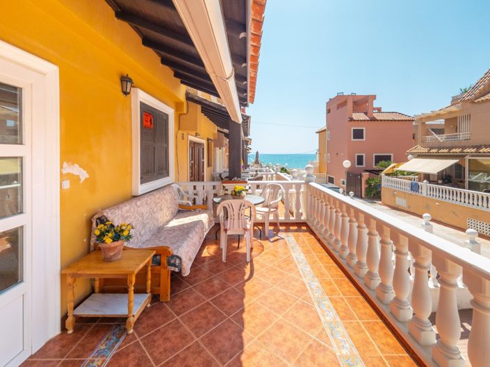 Image No.44-3 Bed Townhouse for sale