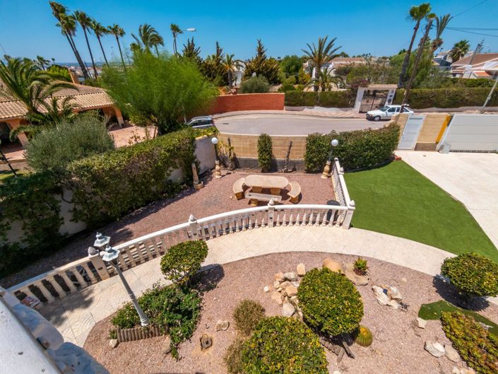 Image No.18-4 Bed Villa for sale