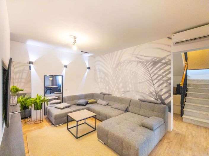 Image No.4-4 Bed Villa for sale