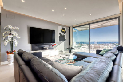 7-aa4cc561180b369757c0bb4af9886cd3