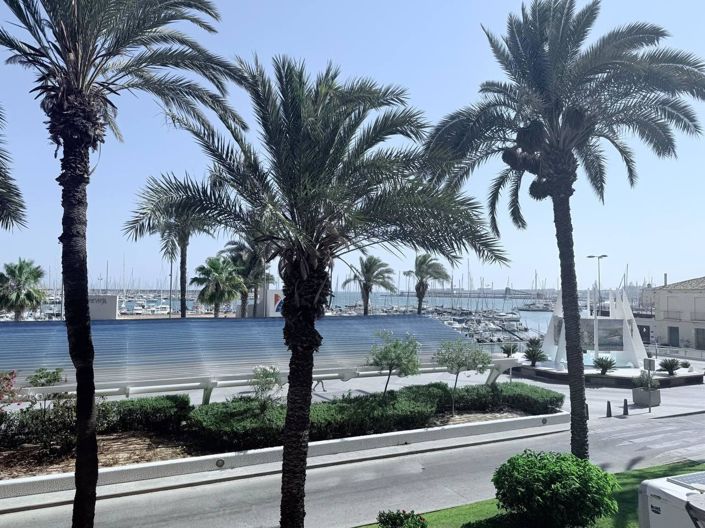 Image No.41-4 Bed Apartment for sale