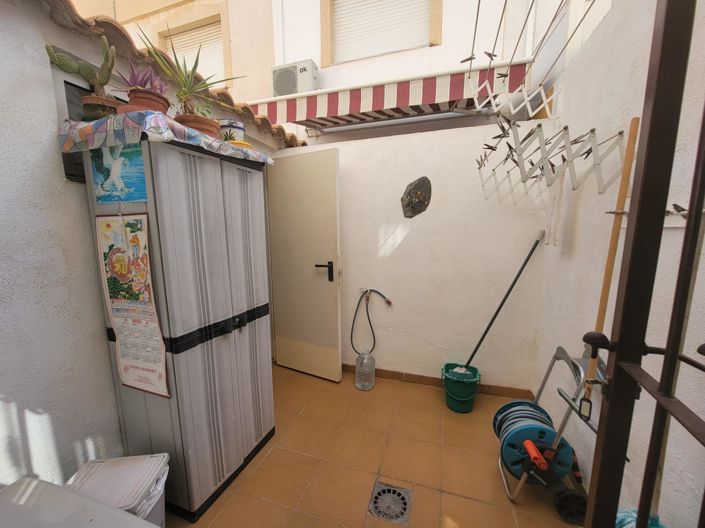 Image No.14-3 Bed Townhouse for sale