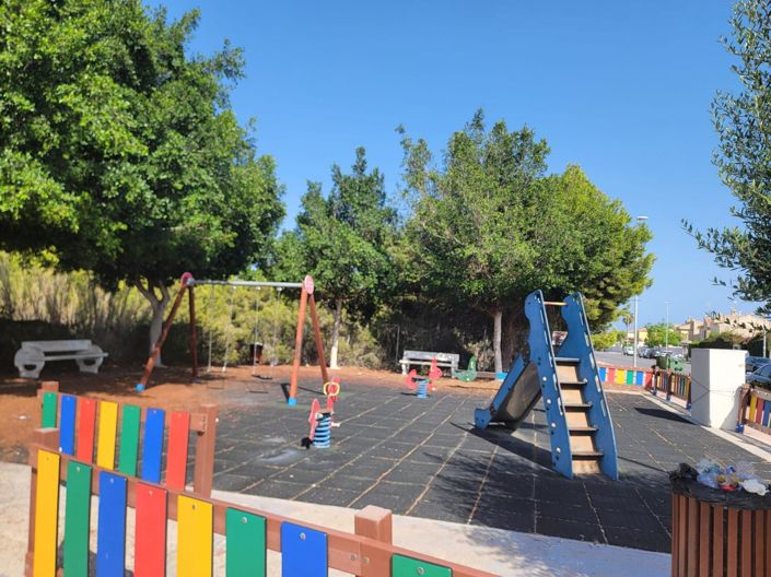 Image No.49-3 Bed Townhouse for sale