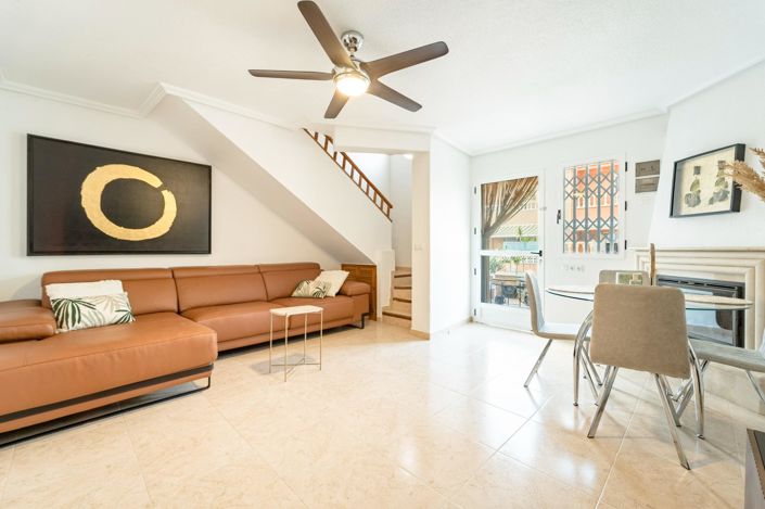 Image No.10-4 Bed Duplex for sale