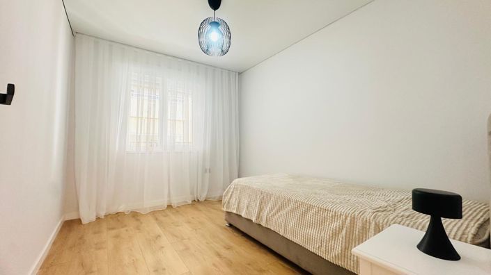 Image No.23-3 Bed Apartment for sale