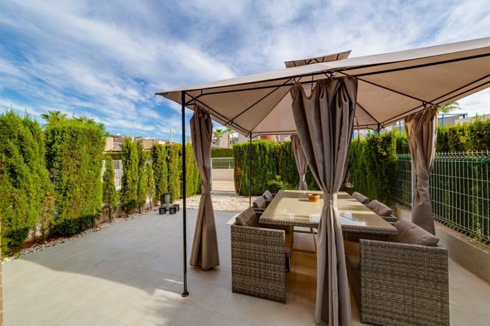 Image No.3-3 Bed Townhouse for sale