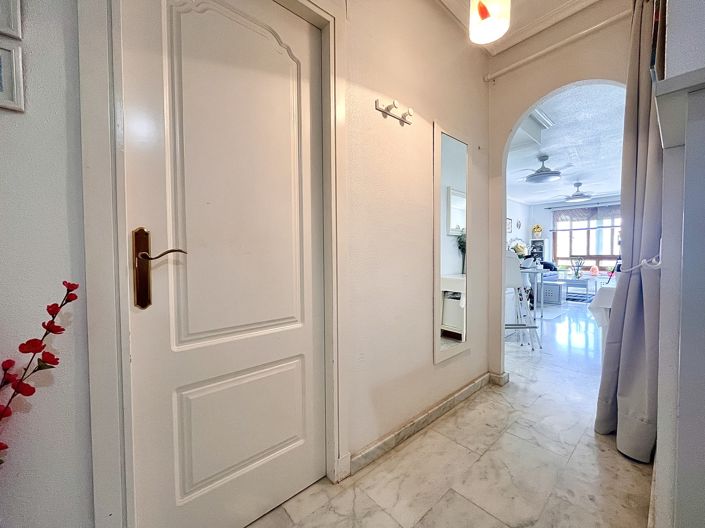 Image No.20-2 Bed Apartment for sale