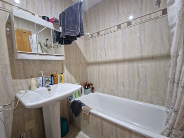 13-5fd73dea700db77384c091ca9818b1a9