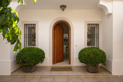 2-5bd7b9d04b45e33852eaf0ec6670150d