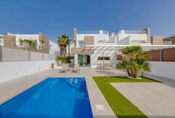 Image No.1-Villa de 3 chambres à vendre à Guardamar del Segura