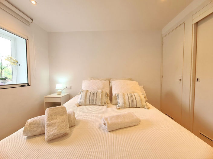 Image No.8-2 Bed Villa for sale