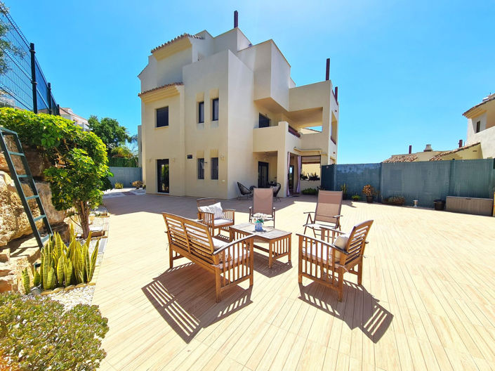 Image No.1-Appartement de 3 chambres à vendre à Estepona