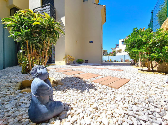 Image No.1-3 Bed Apartment for sale