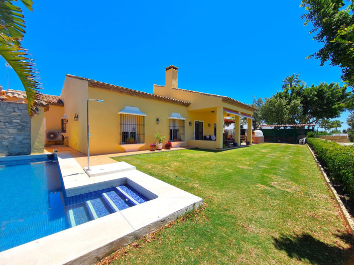 Image No.1-3 Bed Villa for sale