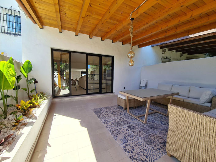 Image No.1-2 Bed Townhouse for sale
