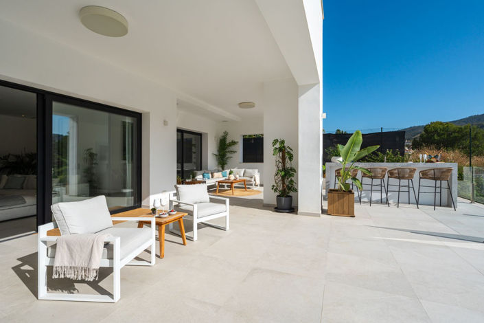 Image No.10-5 Bed Villa for sale