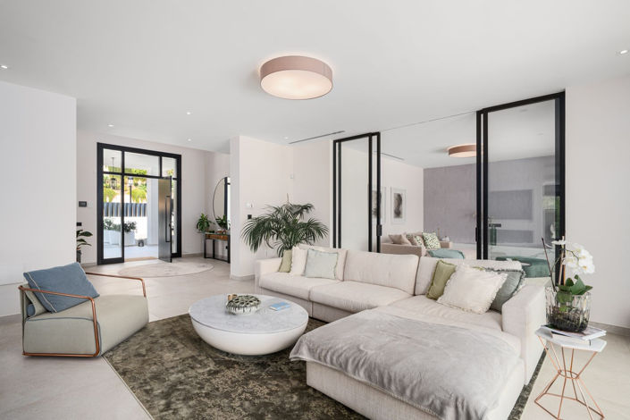 Image No.3-Villa de 5 chambres à vendre à Elviria