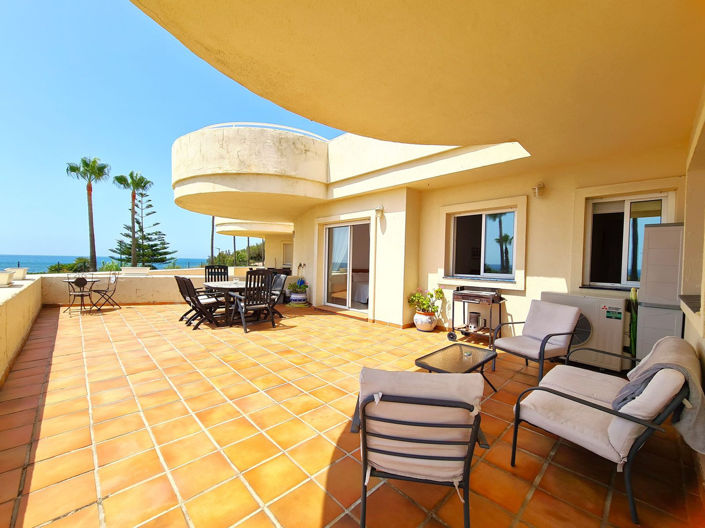 Image No.1-Appartement de 3 chambres à vendre à Estepona