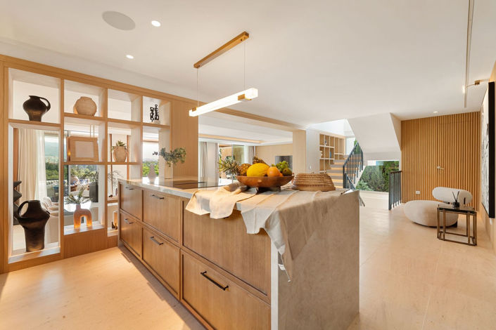 Image No.2-5 Bed Villa for sale